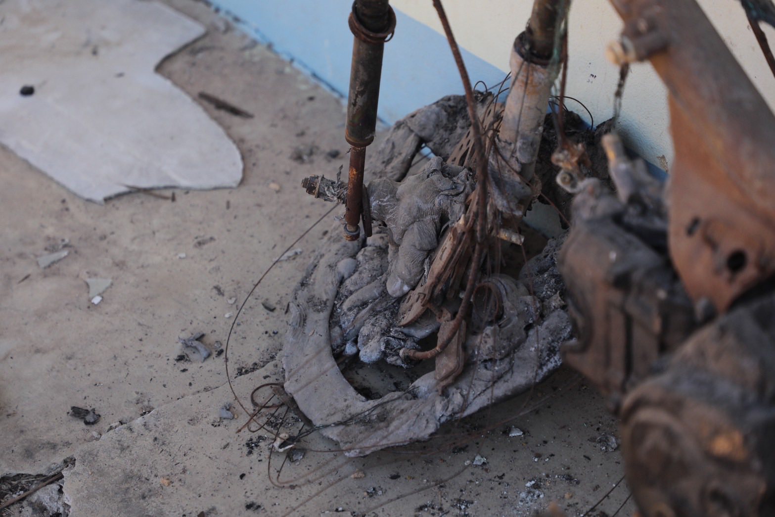 title - “ส.ป.ก. ไม่ทิ้งใครไว้ข้างหลัง” เลขาฯ สั่งลุย ศูนย์เคลื่อนที่ เร่งช่วยเกษตรกรในเขตปฏิรูปที่ดินในพื้นที่เสี่ยงภัย